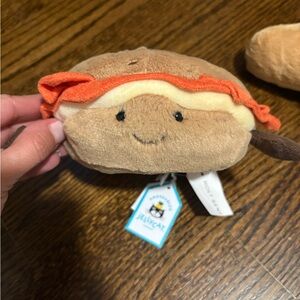 Amusable Bagel jellycat